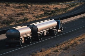 Yanacağın avtomobillə xaricə daşınmasına məhdudiyyət qoyulacaq