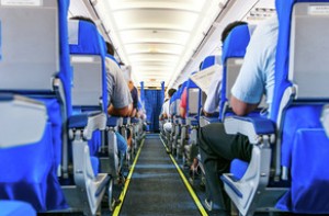 Telefon və üst geyimlərin təyyarəyə keçirilməsi pullu ola bilər