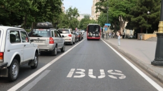В Баку создаются новые автобусные полосы - ФОТО