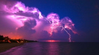 Toyda 16 nəfəri ildırım vurub öldürdü  - VİDEO