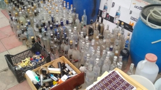 Bərdədə saxta spirtli içkilər istehsal edən müəssisə aşkarlanıb - FOTO 