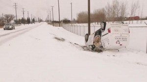 Qarlı hava təkcə bir şəhərdə 176 yol qəzasına səbəb olub