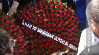 İlham Əliyev və Mehriban Əliyeva deputatın dəfninə əklil göndərdi - FOTO 