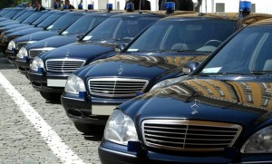 Milli Məclisin 16 deputatına xidməti avtomobil veriləcək - SİYAHI