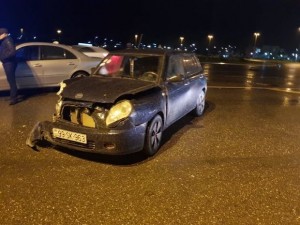Qayda pozan sürücü qəza törədib - FOTO