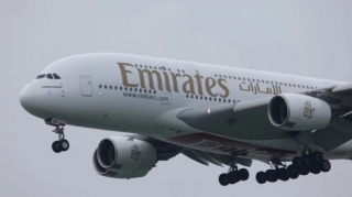 "Emirates" aviaşirkəti İran vətəndaşlarının BƏƏ-yə girişinə qadağa qoydu 