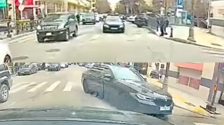 Səbrsiz sürücü kobud qayda pozaraq yolayrıcında təhlükə yaratdı   - VİDEO