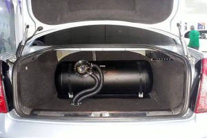 Azərbaycanda sürücülər benzini maye qaza dəyişir - VİDEO