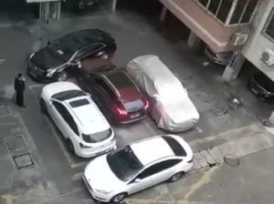 Avtomobili park edəndə bunu da nəzərə alın - VİDEO