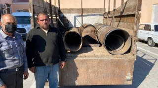 Azad edilən ərazilərə icazəsiz daxil olan şəxslərin avtomobilində borular aşkarlanıb  - FOTO