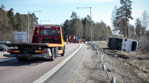 Turist avtobusu aşdı: 4 yaralı - FOTO