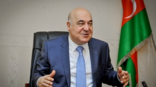 Çingiz Abdullayev yenə də özünü müdafiə etdi 