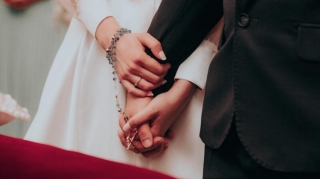 Bakıda şadlıq evində kişi oynadığı yerdə öldü 