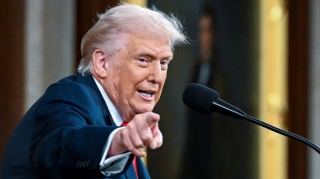 İran Hörmüz boğazına görə gündə 500 milyon dollar itirir - Donald Tramp 