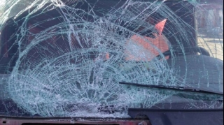 Xaçmazda baş verən qəzada iki bacı xəsarət alıb