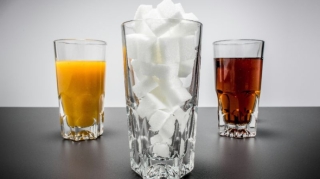 Dünya Bankı:  Qazlı içkilər kasıb ölkələrdə daha çox problem yaradır