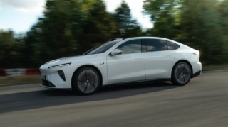 Çinin “Tesla”sına Almaniyada  reklam qadağası