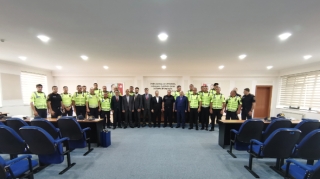 Xidmətdə fərqlənən nümunəvi yol polislərinə diplom və hədiyyələr verildi  - FOTO - VİDEO