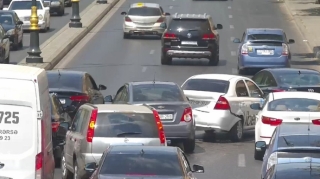 Bakıda qəza olub, yolda sıxlıq yaranıb  - FOTO