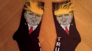 Rus deputatlara "Tramp corabı" hədiyyə olundu - FOTO 