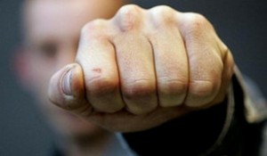 Bakıda təcili yardım xidmətinə məxsus avtomobilin sürücüsü döyülüb