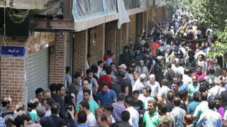 Tehranda etiraz aksiyaları başladı - VİDEO 
