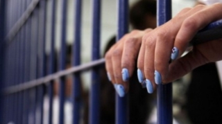 Azərbaycanda dilənçiliklə məşğul olan qadın bu əməlinə görə SAXLANILDI   - FOTO - VİDEO