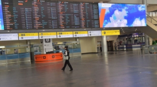 Moskva hava limanlarında uçuşlar təxirə salınıb 