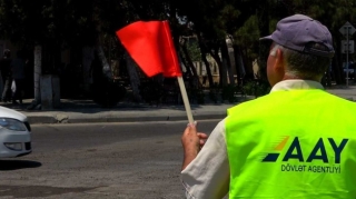Bakının bu küçəsinin bir hissəsi təmir olunur - FOTO - VİDEO