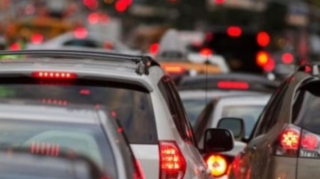 Sürücülərin NƏZƏRİNƏ : Paytaxtın mərkəzi küçələrində sıxlıq var