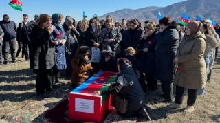 34 ildən sonra kimliyi müəyyənləşdirilən üç itkin-şəhid dəfn olundu   - YENİLƏNİB