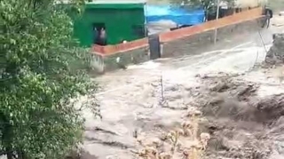 Природное бедствие в Дашкесане: ливень вызвал сель  