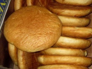 Həkimdən XƏBƏRDARLIQ: Bu çörəklər insan orqanizmi üçün TƏHLÜKƏLİDİR