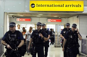 Hava limanında terror təhlükəsi