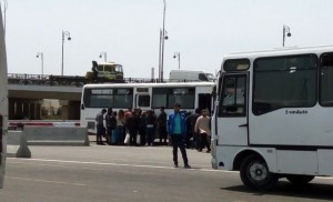 Avtobus bir nəfəri vuraraq öldürdü - Bakıda