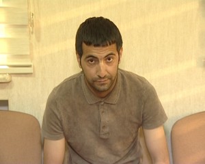 Bakıda taksi sürücülərinə qarşı dələduzluq edən şəxs tutuldu - FOTO