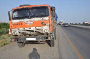 İki yük avtomobili toqquşub - Hacıqabulda