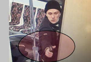 Metroda mübahisə etdikləri şəxslərə silahla atəş açdılar - VİDEO