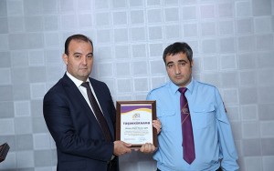 “Xaliq Faiqoğlu” şirkəti “Qarabağ-Roma” oyununda gərgin işləyən sürücüləri mükafatlandirdi - FOTOLAR