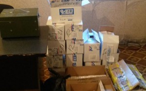 Maşından külli miqdarda dərman tapıldı - FOTO