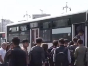 "İnsanlara 30 qəpik gözü ilə baxan SÜRÜCÜLƏR – VİDEO