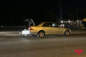 Bakıda iki avtomobil toqquşub - FOTO