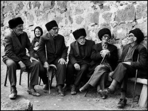 Azərbaycanda uzunömürlülərin sayı azalıb 