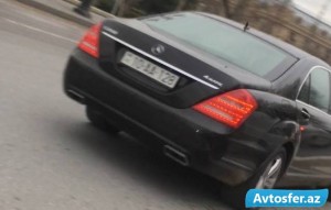 "Protiv" gedən "Mercedes"in hansı məmura məxsus olduğu bilindi - VİDEO