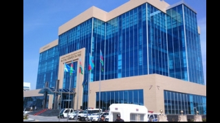 Gömrük işi ilə bağlı məhkəmədə NARAZILIQ 