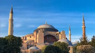 Türkiyədə karantin rejimi qismən sərtləşdirilir