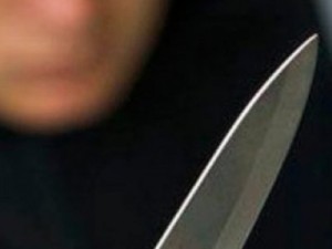 Sabunçuda 72 yaşlı kişi qonşusu tərəfindən bıçaqlanıb