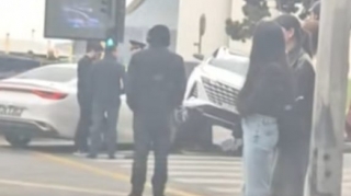 Bakıda Çin istehsalı olan iki maşın toqquşdu - VİDEO 