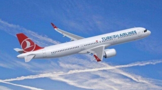 Təyyarədə panika:  Uçuş zamanı qapı açıldı - VİDEO 