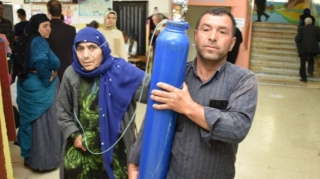 Səs verməyə belə gəldilər  - FOTO